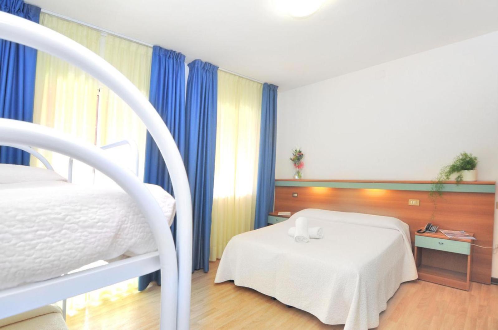 Hotel Rex Caorle Exterior photo