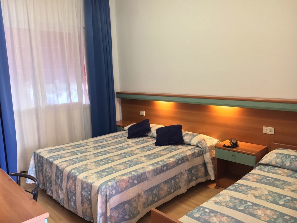 Hotel Rex Caorle Exterior photo