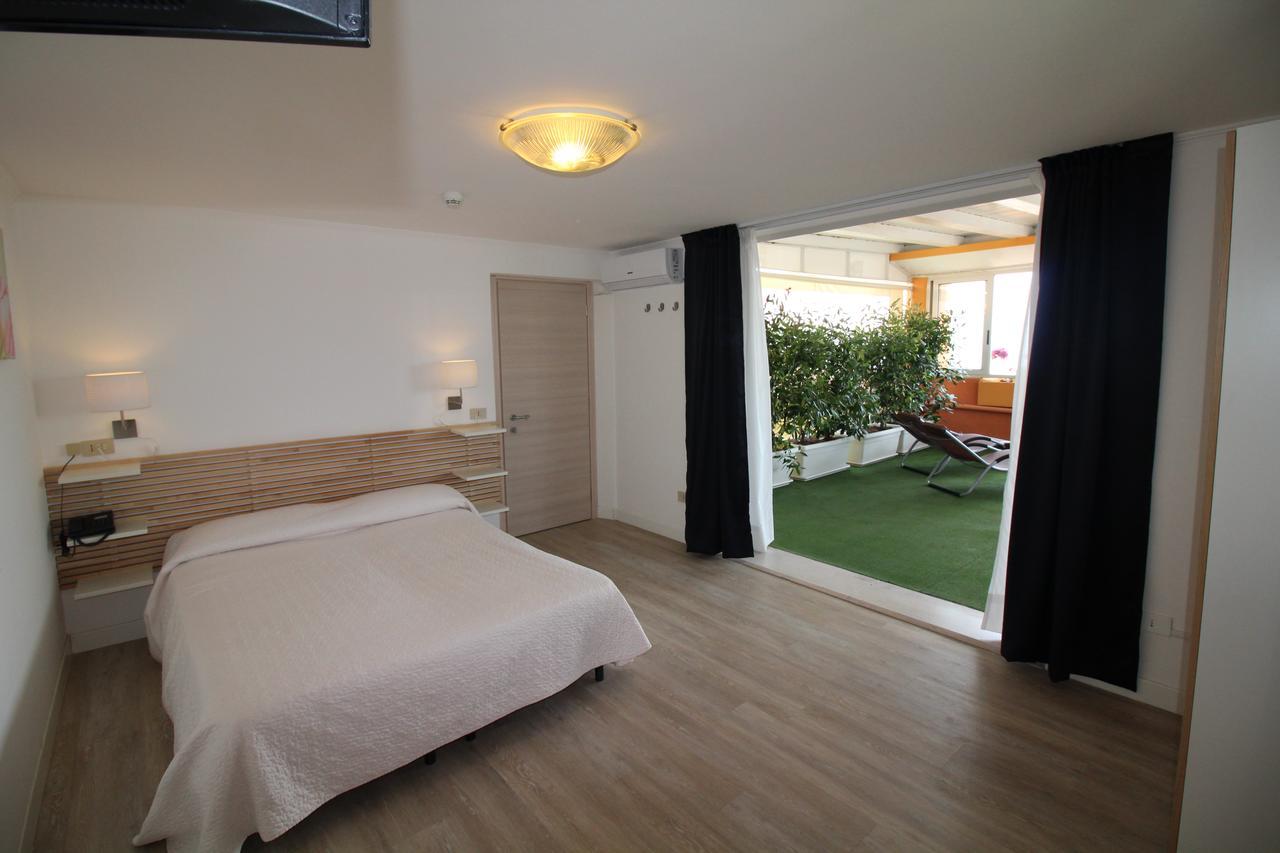 Hotel Rex Caorle Exterior photo